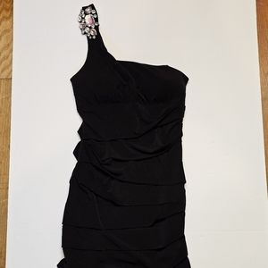 CITY TRIANGLES  prom /cocktail one shoulder black dress with rhinestones size M